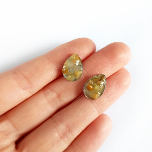 Kolczyki sztyfty łezki żółty opal w żywicy stal chirurgiczna Sparkles yellow
