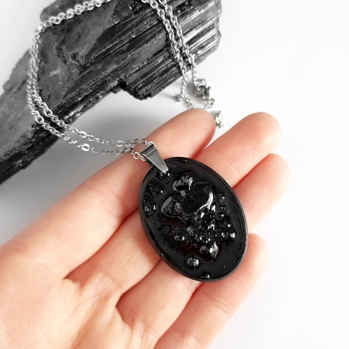 Naszyjnik czarny turmalin duży owal na srebrnym łańcuszku stal chirurgiczna Sparkles black