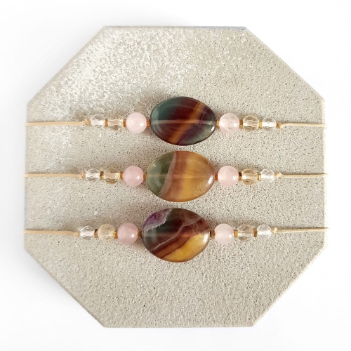 Bransoletka fluoryt, kwarc różowy, cytryn, kryształ górski i hematyt na beżowym sznurku