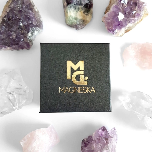 Kolczyki wiszące gwiazdki peridot w żywicy stal chirurgiczna Sparkles olivine