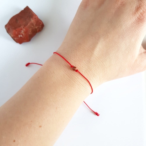 WishYouLuck piasek pustyni bransoletka szczęścia na czerwonym sznurku