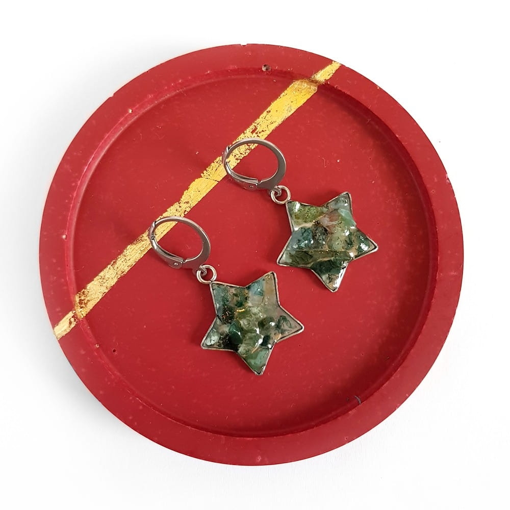 Kolczyki wiszące gwiazdki agat indyjski w żywicy stal chirurgiczna Sparkles forrest