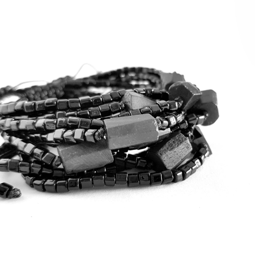 Męska bransoletka na sznurku szungit Little shungite cylinder polished black